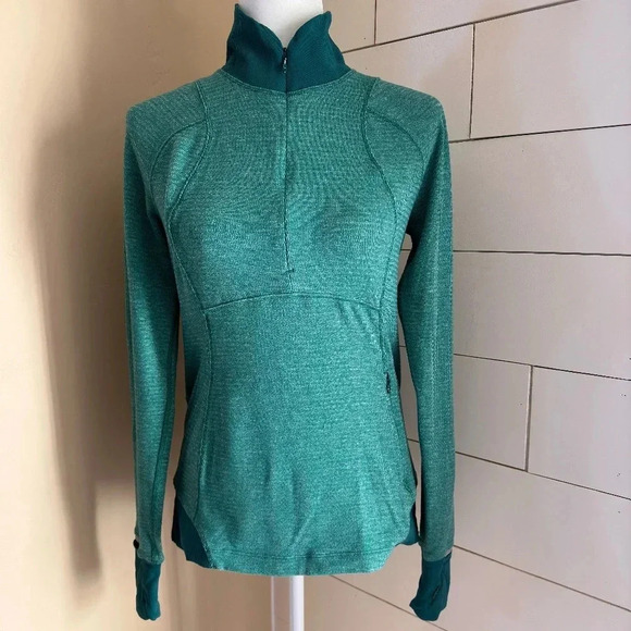 lululemon athletica Tops - Lululemon Woman Dri-Fit 1/4 Zip pullover Long Sleeve Athletic Lightweight Size 8